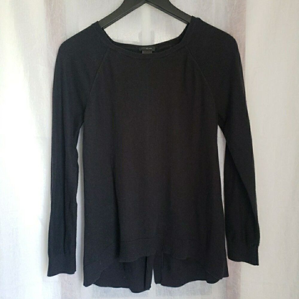 Ann Taylor Women L Scoop Neck Split Back Black Lightweight Sweater Cotton Blend